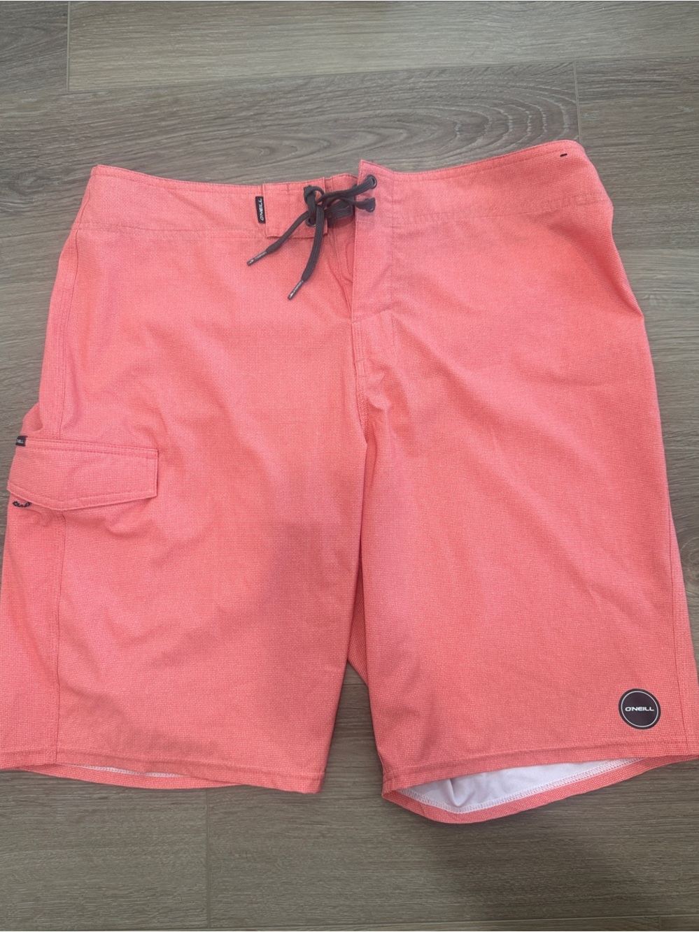 O'Neill Coral Men’s Swim Trunks size 34 fitted with stretch and movement